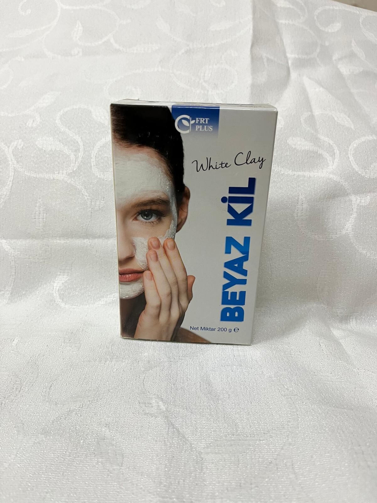 Beyaz Kil Maske